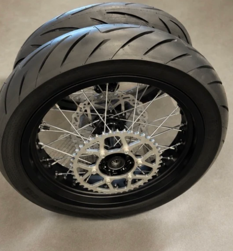 Surron Utrabee Supermotos